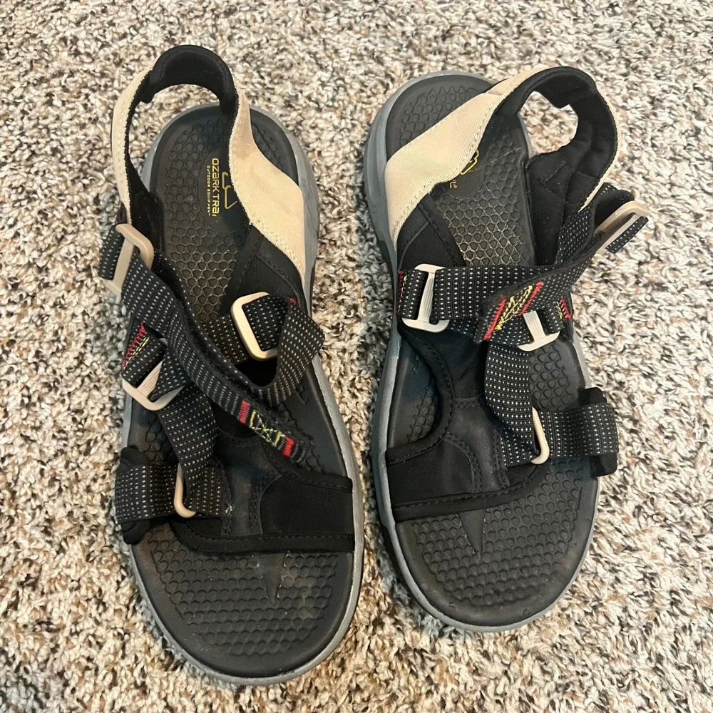 Ozark Trail Mens Sport Sandals Black Tan Adjustable Straps Size 8 MNOT24CJ024